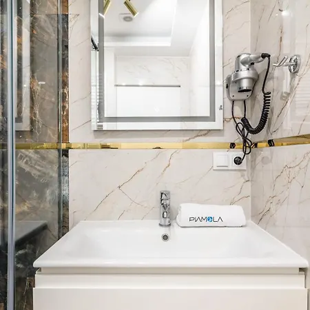 Continental Piamola Blisko Plazy 公寓