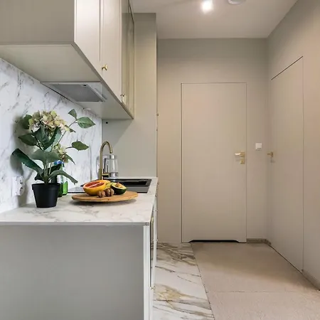 Continental Piamola Blisko Plazy 公寓