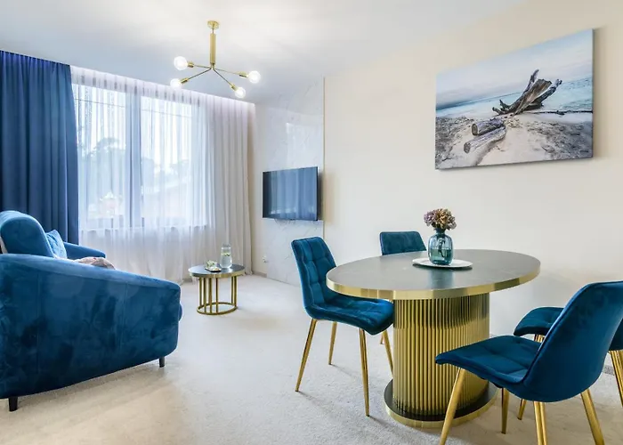 Continental Piamola Blisko Plazy Apartment *